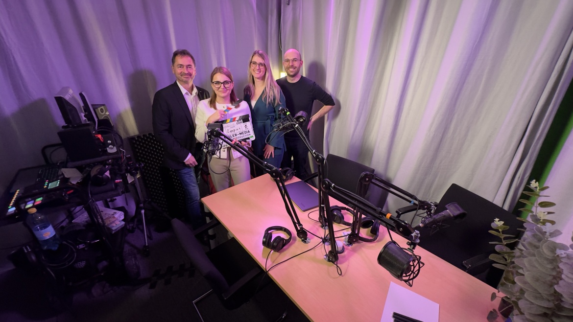 Gruppenfoto der Podcast Teilnehmer